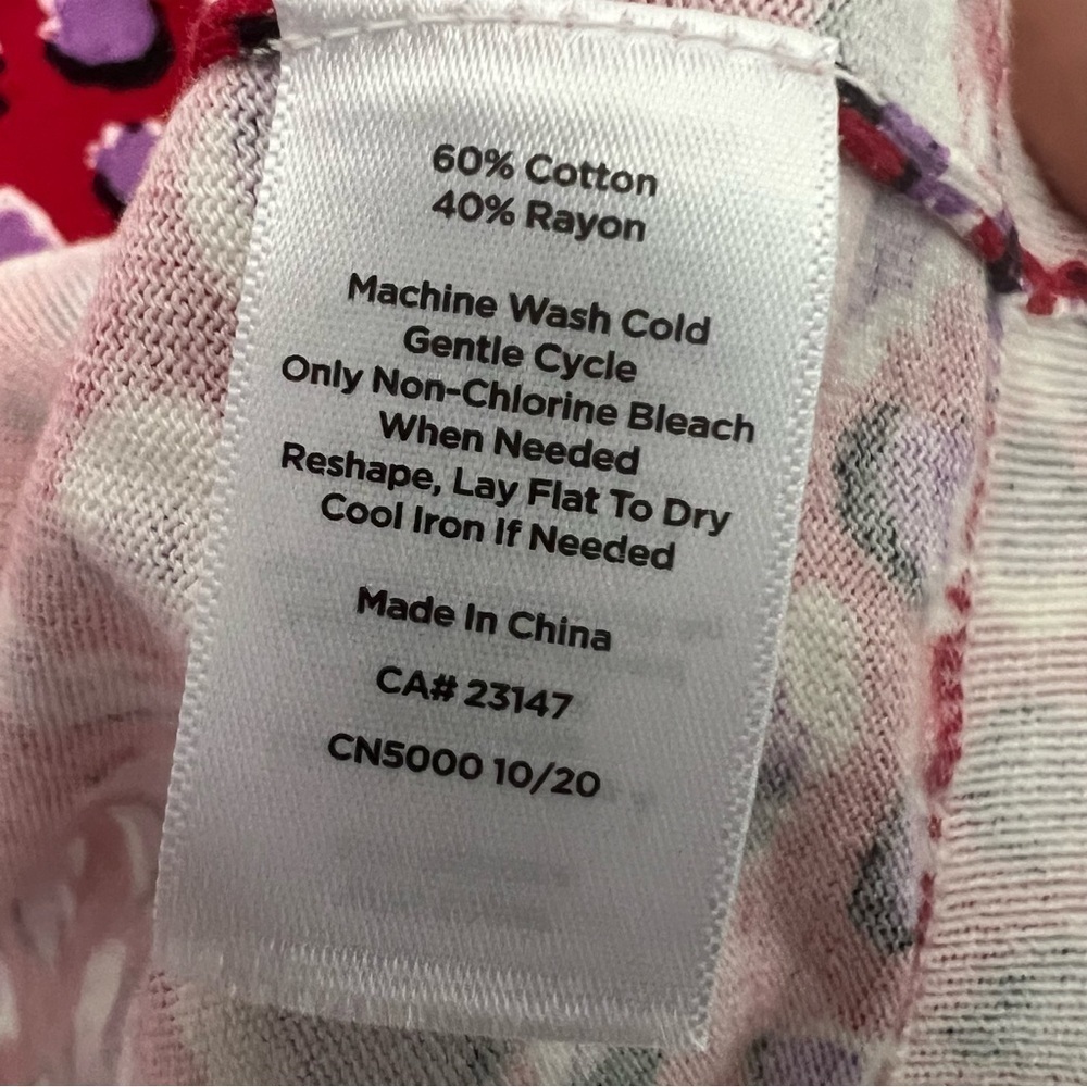 Talbots Women's Red White Lavender Floral Knit Scoop Neck Tank Top Size S - Picture 4 of 5